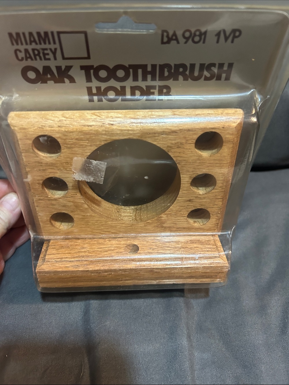 Vintage Oak Toothbrush Holder - Natural Oak Finish - Picture 4 of 5